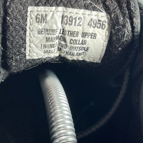 Timberland Women’s Chukka Low Black Leather Boots Size 6 M - Picture 5 of 8